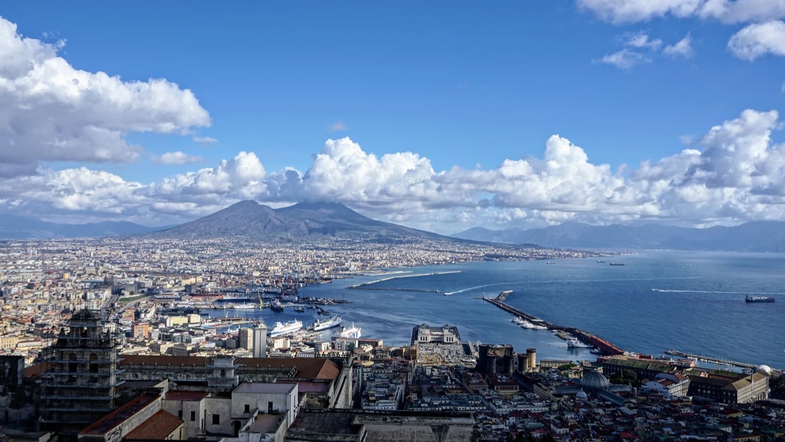 Accesso agli atti a Napoli: come richiederlo e dove si trova l'archivio edilizio