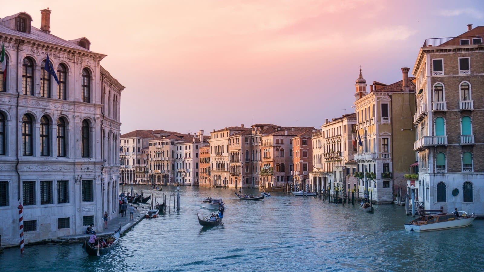 Planimetria catastale a Venezia: cosa controllare prima di vendere casa
