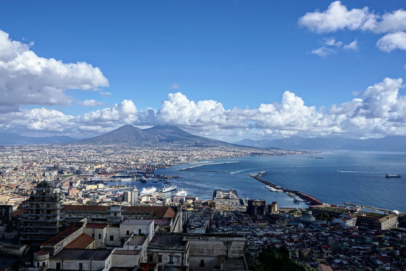 Trovare clienti come geometra o tecnico a Napoli: da dove nasce la domanda